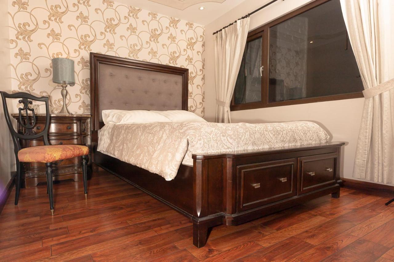 Hotel Azul De La Plaza By Chat Noir Cuenca Luaran gambar