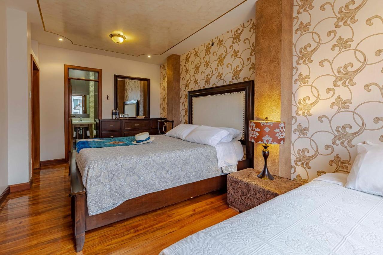 Hotel Azul De La Plaza By Chat Noir Cuenca Luaran gambar