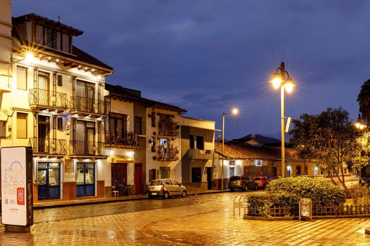 Hotel Azul De La Plaza By Chat Noir Cuenca Luaran gambar
