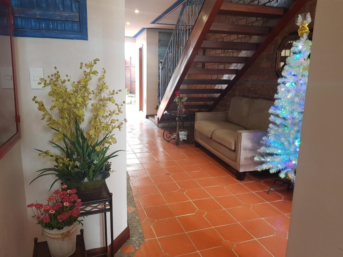 Hotel Azul De La Plaza By Chat Noir Cuenca Luaran gambar